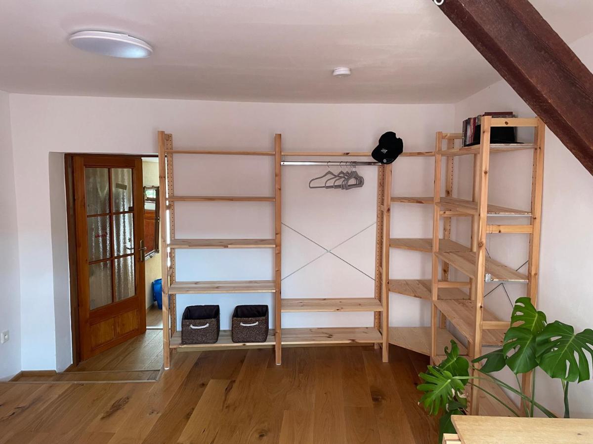 Charlie Apartment Cheb Ngoại thất bức ảnh
